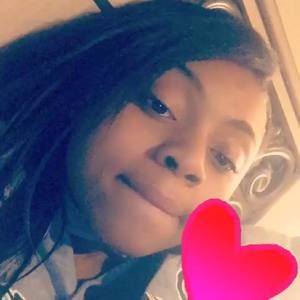 Meet your Posher, Denashia